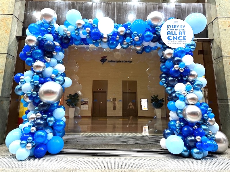 Giant Organic Rectangle Balloon Arch Decoration SIngapore