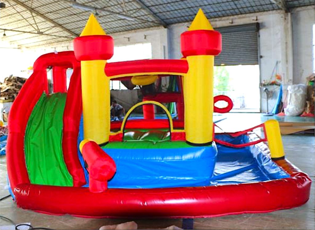Jump and Splash Bouncy Castle