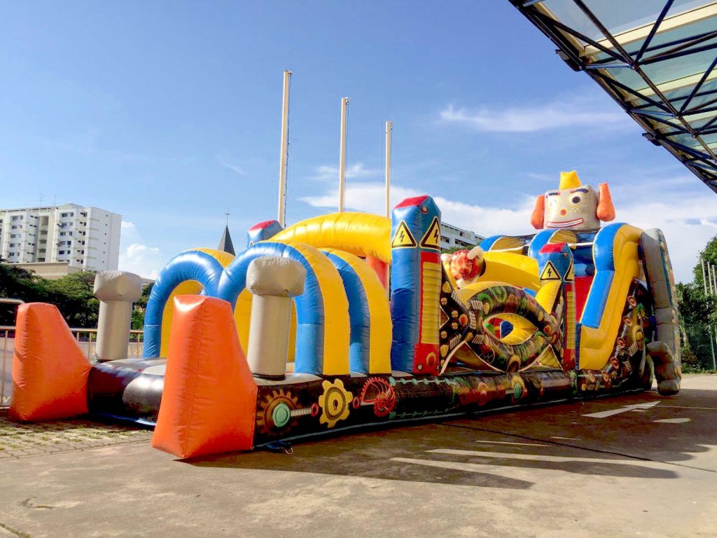 Robot Inflatable Obstacle Course