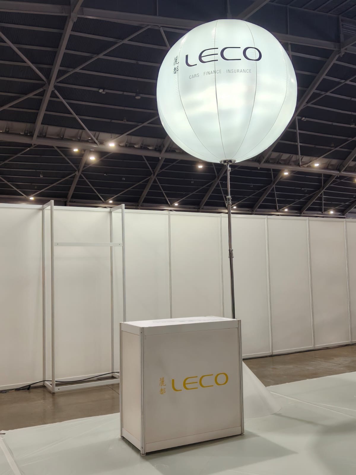 Outdoor Lighted Balloon Stand Singapore at evening sponsor activation
