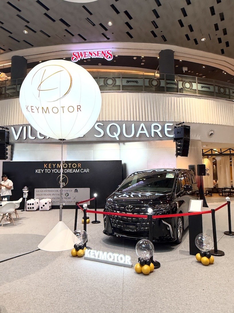 Advertising Balloon Singapore at car launch event in mall