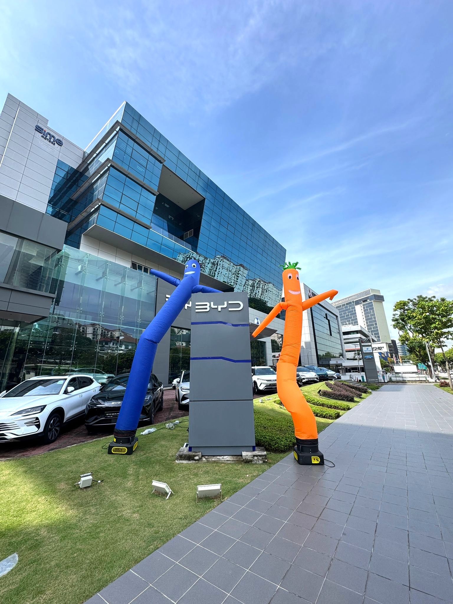 Inflatable air dancer rental for car showroom advertising event in Singapore